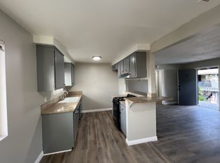 710 Claraday St APT 17, Glendora, CA 91740
