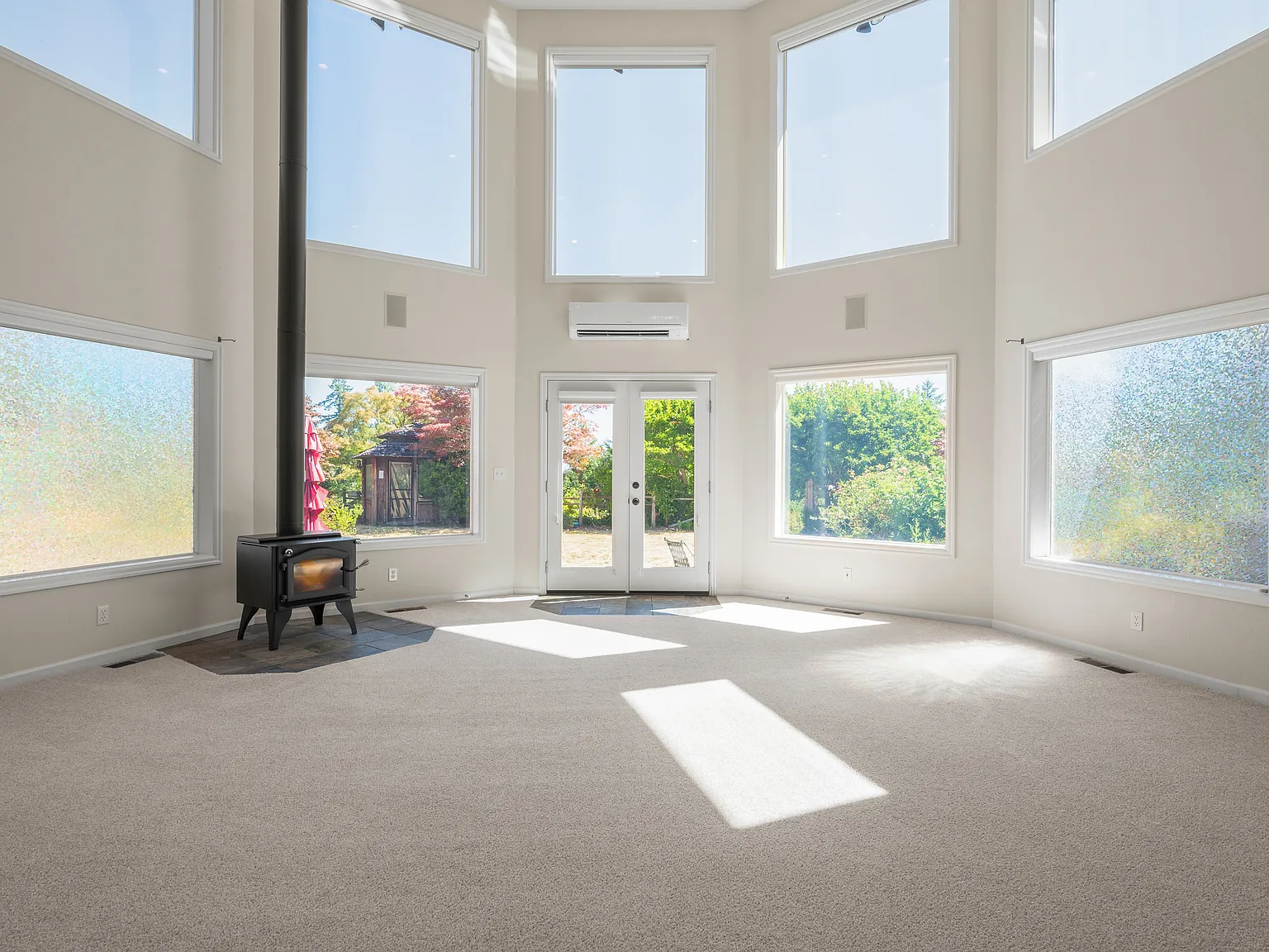 2 bed, 1.5 bath, 1125 sqft, $2,495 — Photo 3