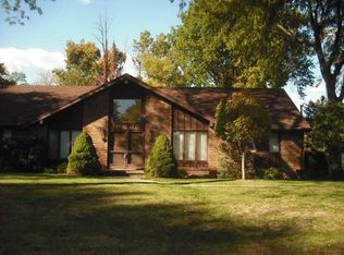 3826 Heatherbrook Dr, Toledo, OH 43614