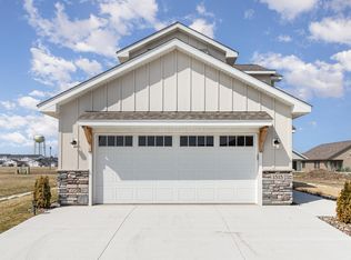 1515 Ranger Dr, Glencoe, MN 55336