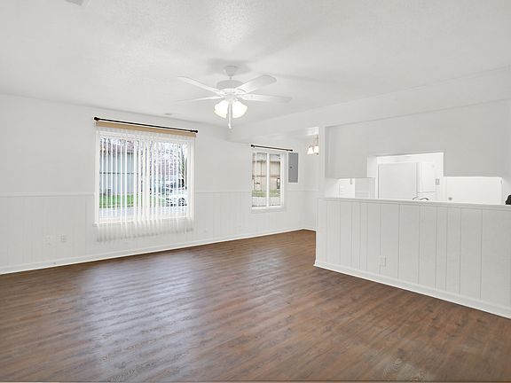 5th image of 3246 Lupine Dr