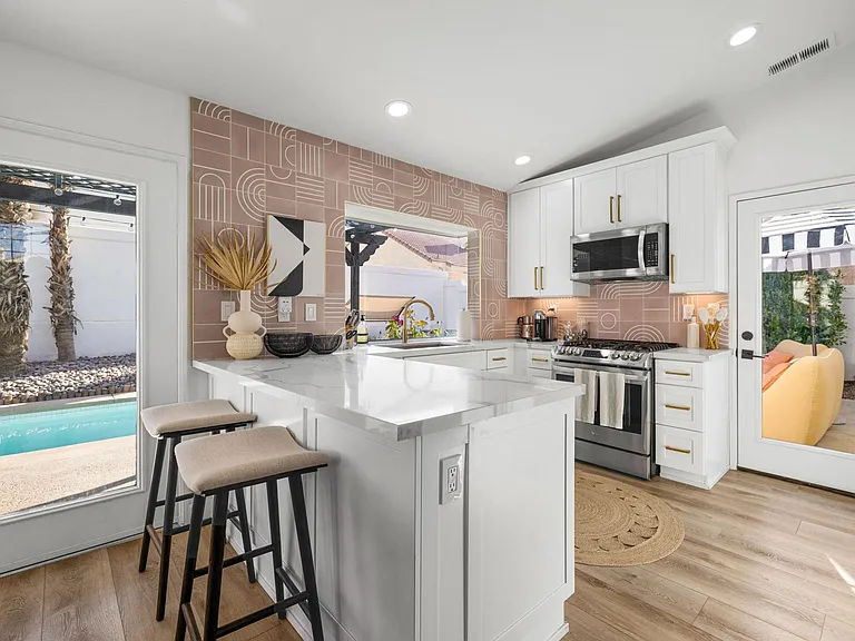 45420 Desert Fox Dr — Photo 30