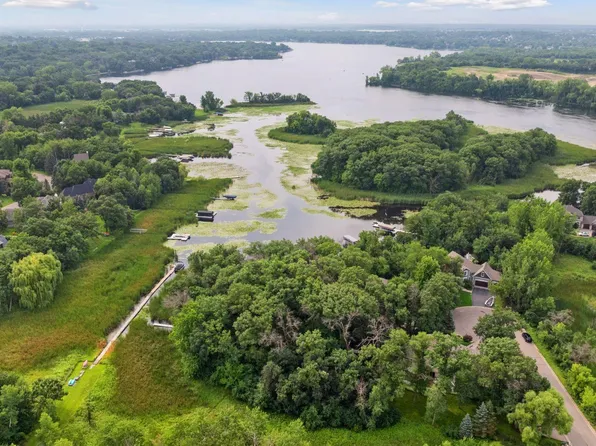 18830 Kanabec Trl, Lakeville, MN 55044