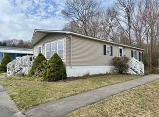 50 Highland St #137, Taunton, MA 02780