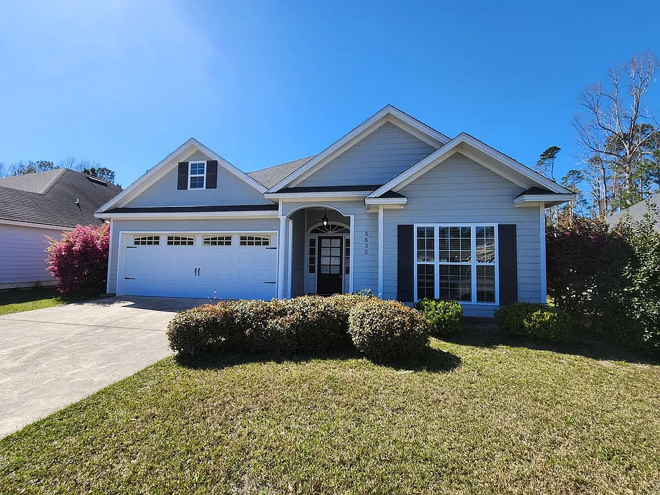 3835 Napa Dr