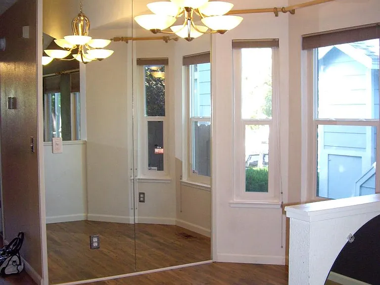 4385 Loreto Ln — Photo 2