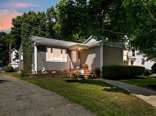 31 Johnson St, Saugus, MA 01906