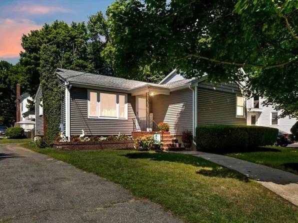 31 Johnson St, Saugus, MA 01906