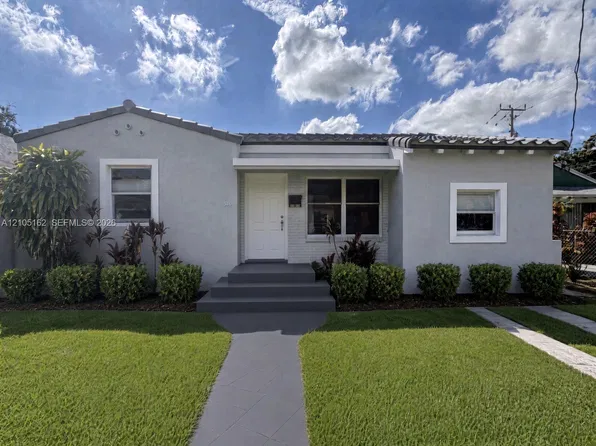 510 NE 71st St, Miami, FL 33138