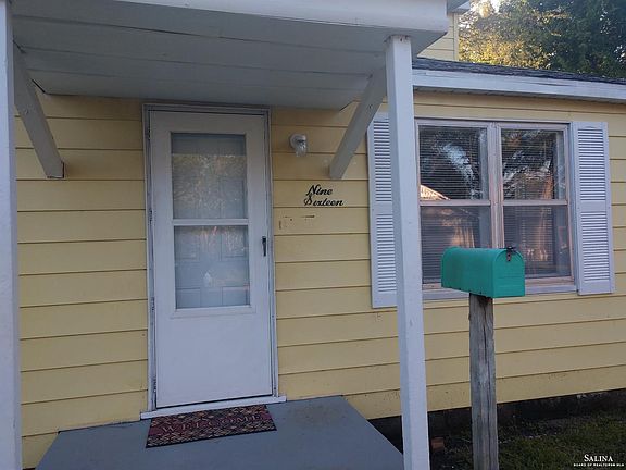 2nd image of 916 Hancock Ave
