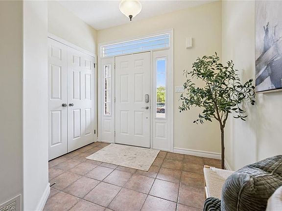 3rd image of 102 Brookmead St