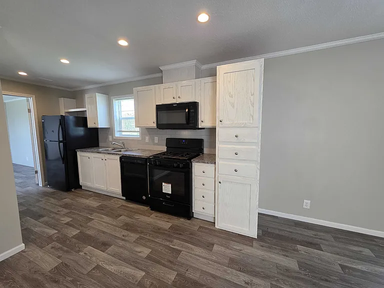 4359 Dogwood Blvd #747 — Photo 4