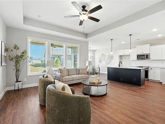 5th image of 27008 E Olive Dr