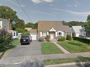 25-25 Southern Dr #1X, Fair Lawn, NJ 07410