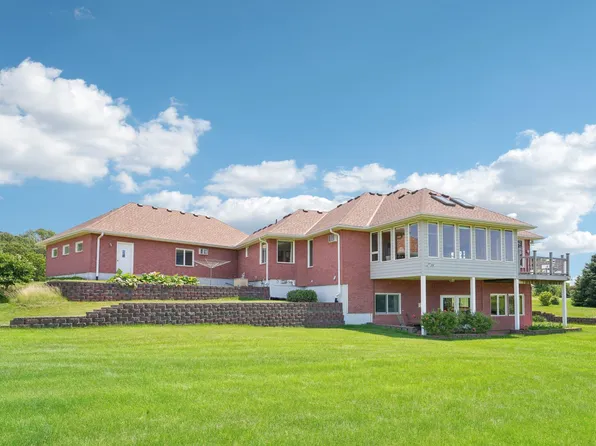 1056 110th St, Roberts, WI 54023