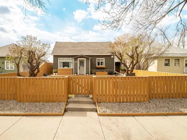 322 E 19th St N, Lethbridge, AB T1H 3K2
