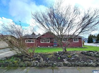 803 W Fir St, Sequim, WA 98382