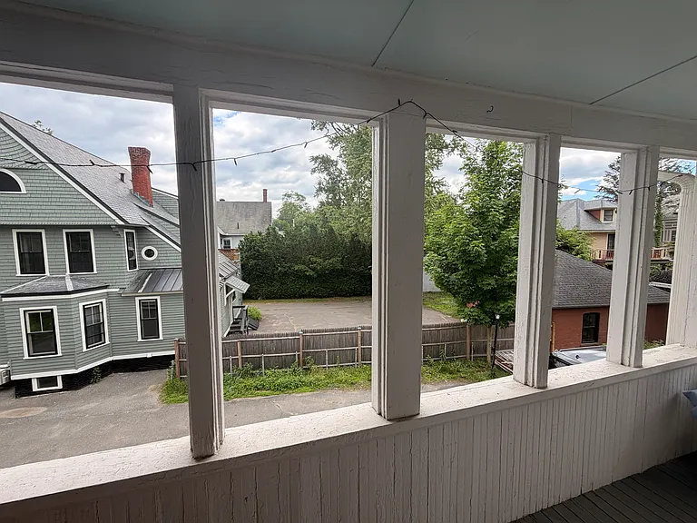 Elm St — Photo 15