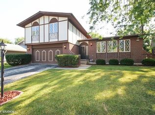 22455 Imperial Dr, Richton Park, IL 60471