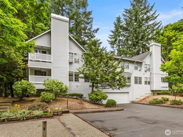 7601 Concord Lane NE #E102, Bremerton, WA 98311