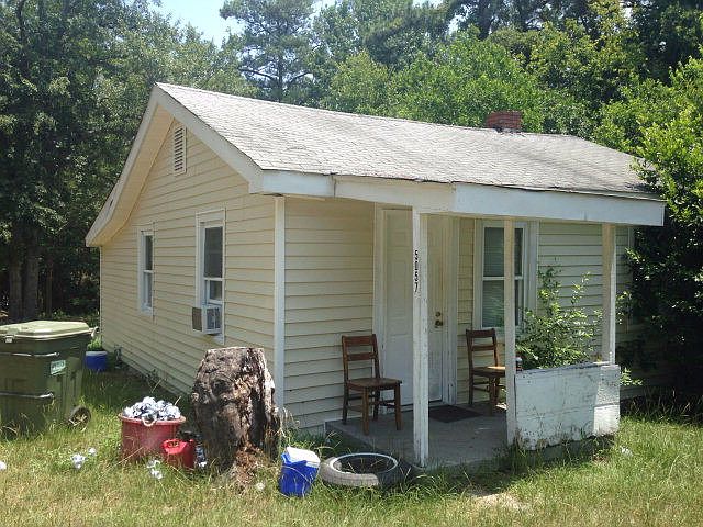 2nd image of 926 Augusta Rd