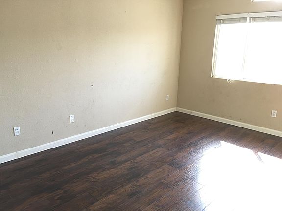 2nd image of 1391 Fruitwood Way