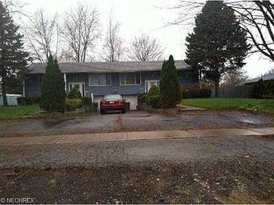 1st image of 16806 Park Lane Dr