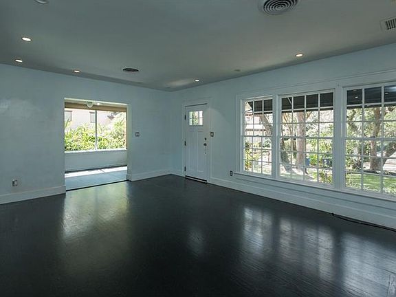 4th image of 626 Bonita Dr