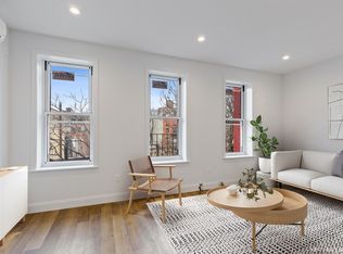 11 Carmine St APT 3C, New York, NY 10014