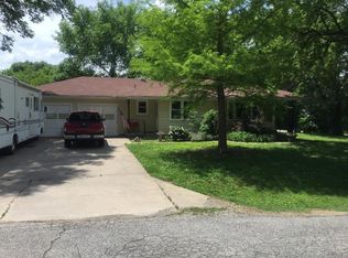 301 E Cincinnati St, Towanda, KS 67144