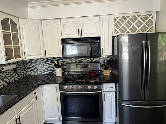 2nd image of 1517 Birmingham Ave