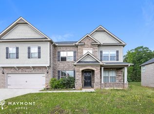 470 Sawgrass Dr, Fairburn, GA 30213