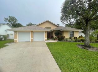 177 Kings Way, Royal Palm Beach, FL 33411