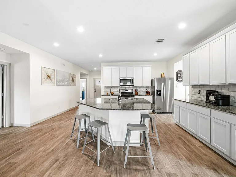 10207 Alpine Lake Ln — Photo 5