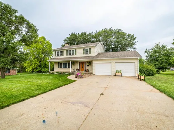 2508 SW Sunset Dr, Belleville, KS 66935