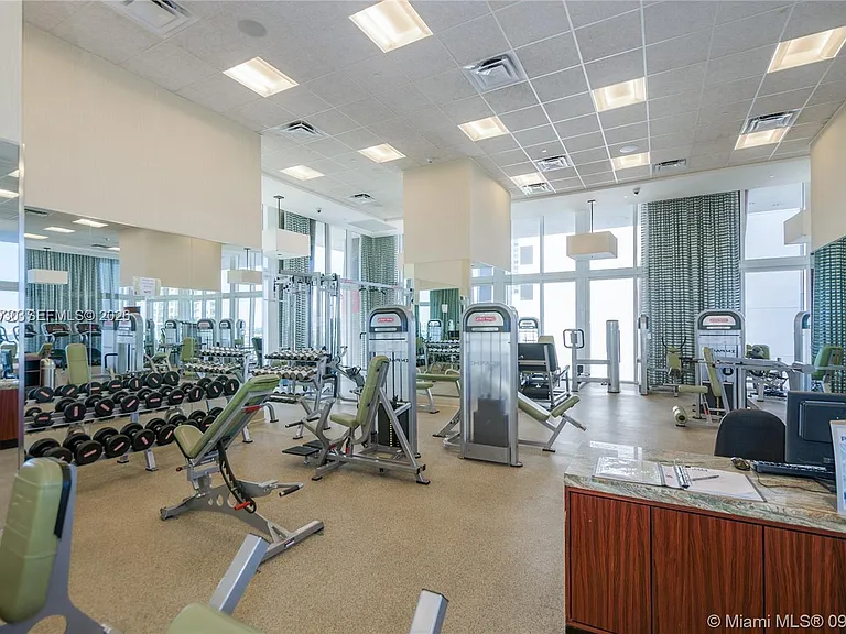 50 Biscayne Blvd #2105 — Photo 4