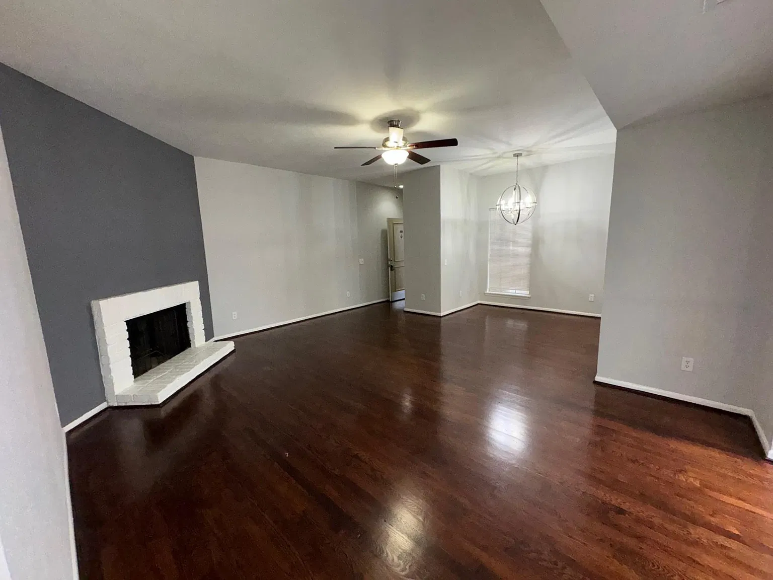 2 bed, 2.0 bath, 1102 sqft, $1,295 — Photo 4