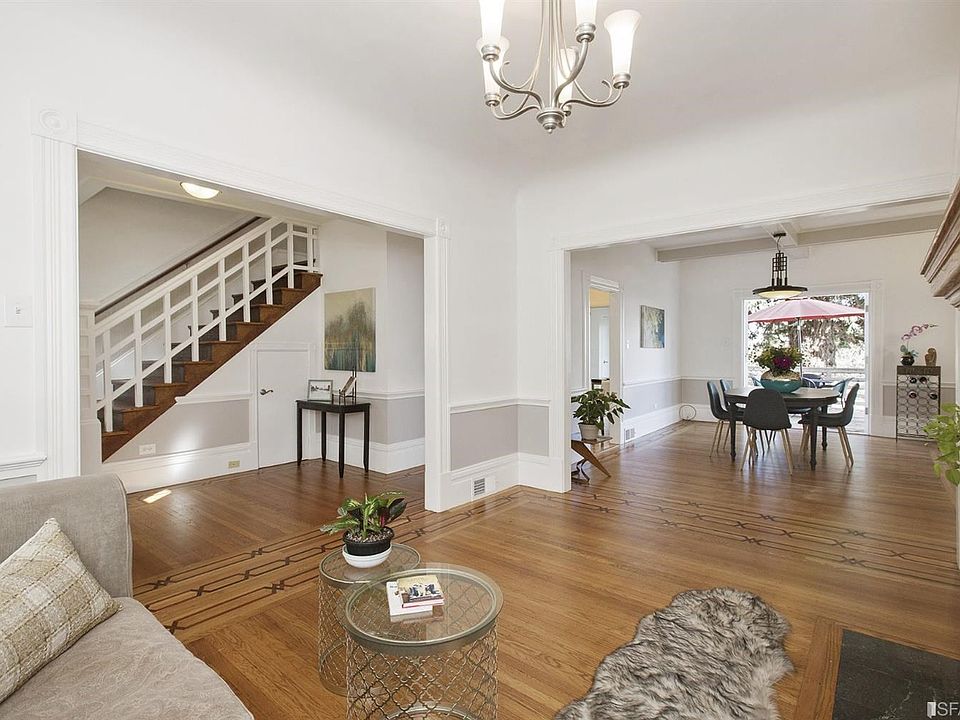 1st image of 315 Holly Park Cir