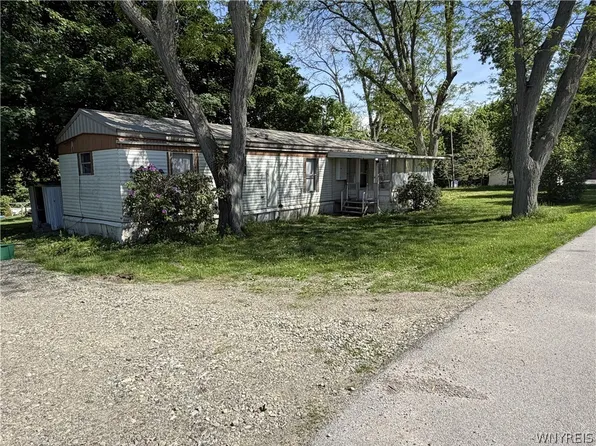 2379 Leicester Rd, Leicester, NY 14481