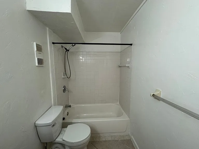 1030-633 S Palmetto Ave — Photo 11