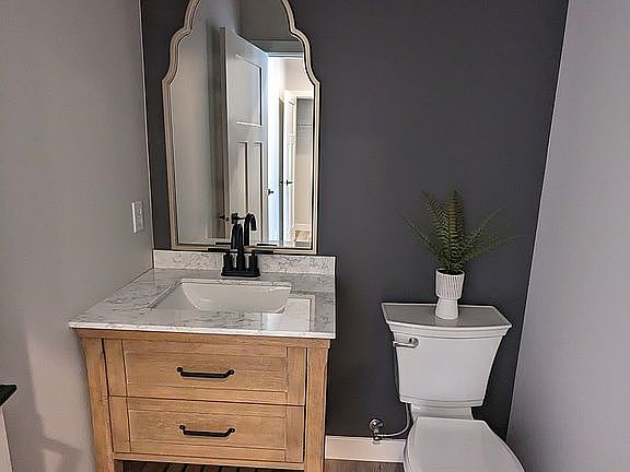 Powder room