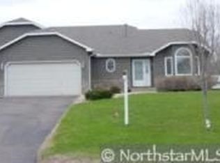 11541 Alder St NW, Coon Rapids, MN 55448