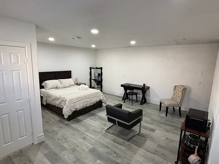 800 Antonio Dr #1 — Photo 3