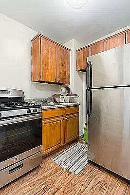 4th image of 253 Clarkson Ave #606