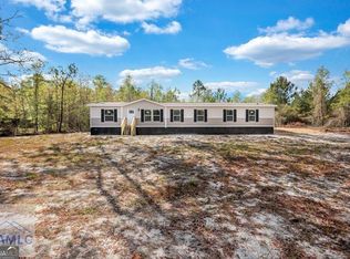 123 Daniel St, Waynesville, GA 31566