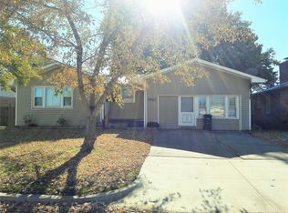 9142 E Latimer Ct, Tulsa, OK 74115