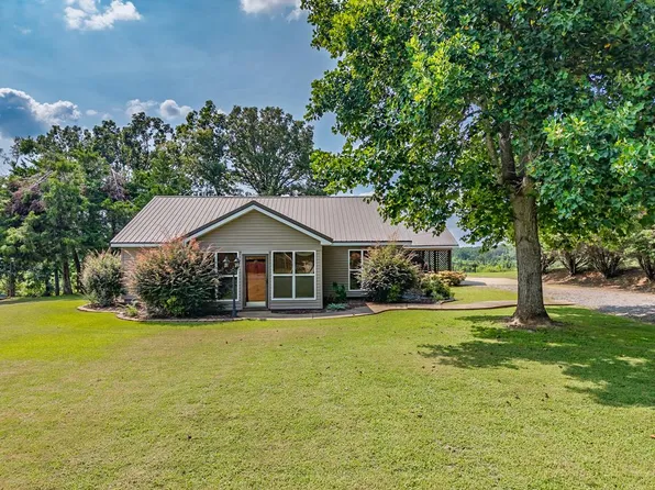 556 Chickasaw Rd, Pope, MS 38658