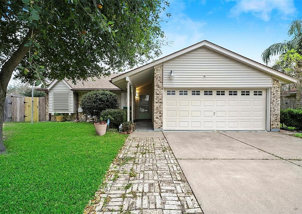 1st image of 2518 Holly Ct