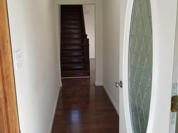 22 Campbell Ave #22, Castleton On Hudson, NY 12033