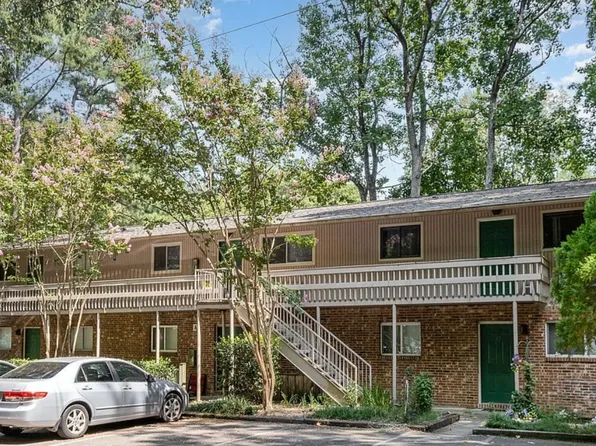 5 Shepherd Ln, Chapel Hill, NC